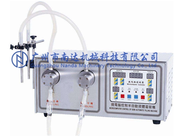 半自動(dòng)雙頭灌裝機(jī)